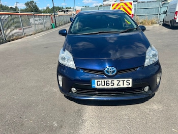Used Toyota Prius 2015 for sale - 79554017: Photo