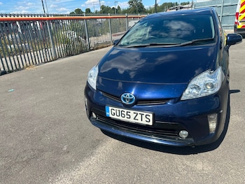 Used Toyota Prius 2015 for sale - 79554017: Photo