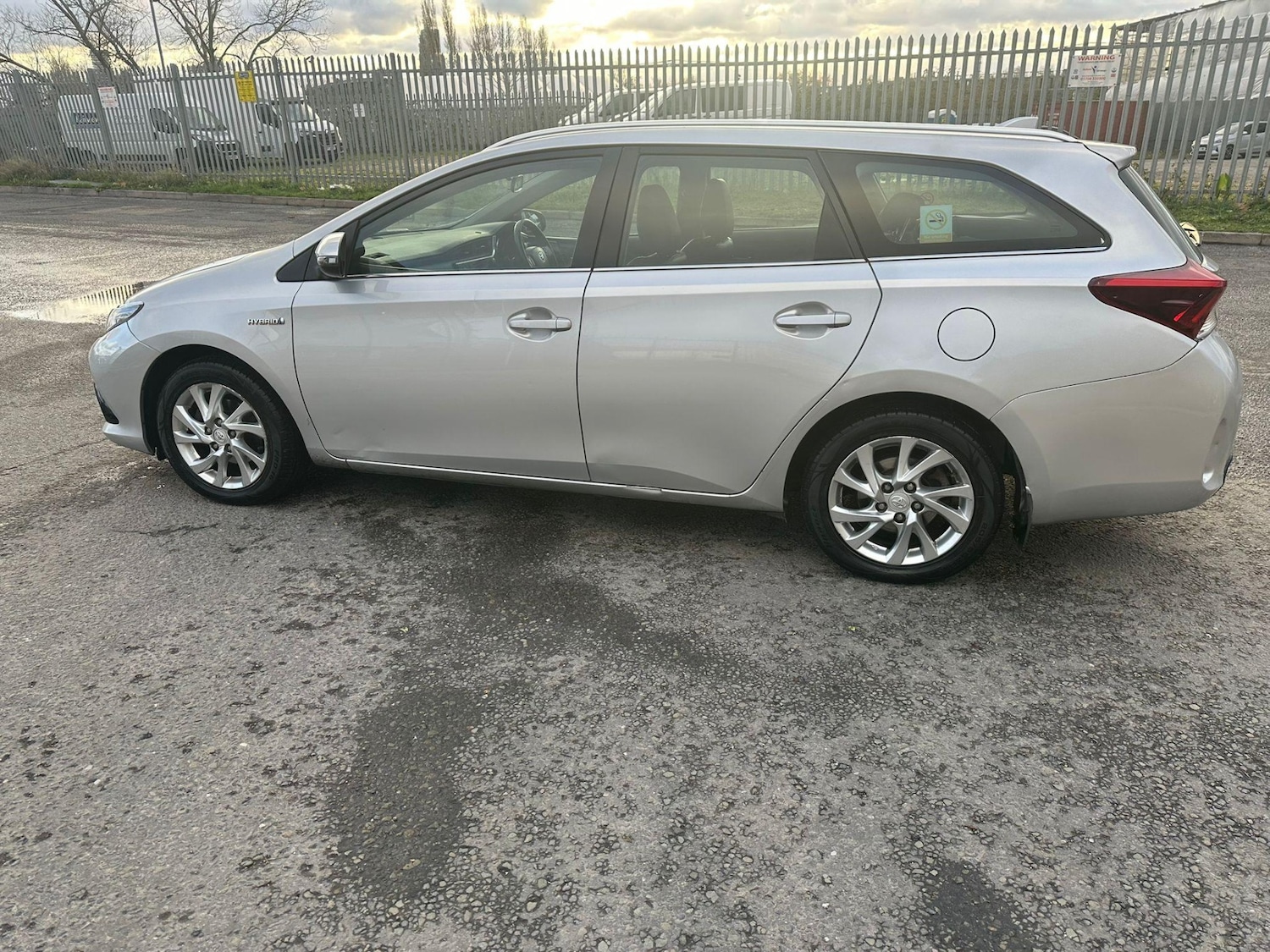 Used Toyota Auris 2015 for sale - 77271927: Photo 4