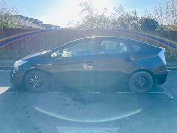 Used Toyota Prius 2012 for sale - 76940230: Photo