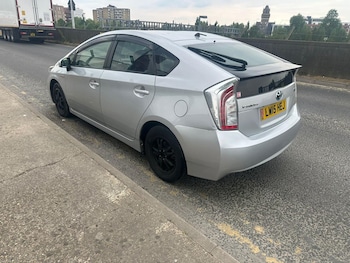 Used Toyota Prius 2015 for sale - 79341486: Photo