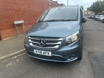 Used Mercedes-Benz Vito 2018 for sale - 77901527: Photo