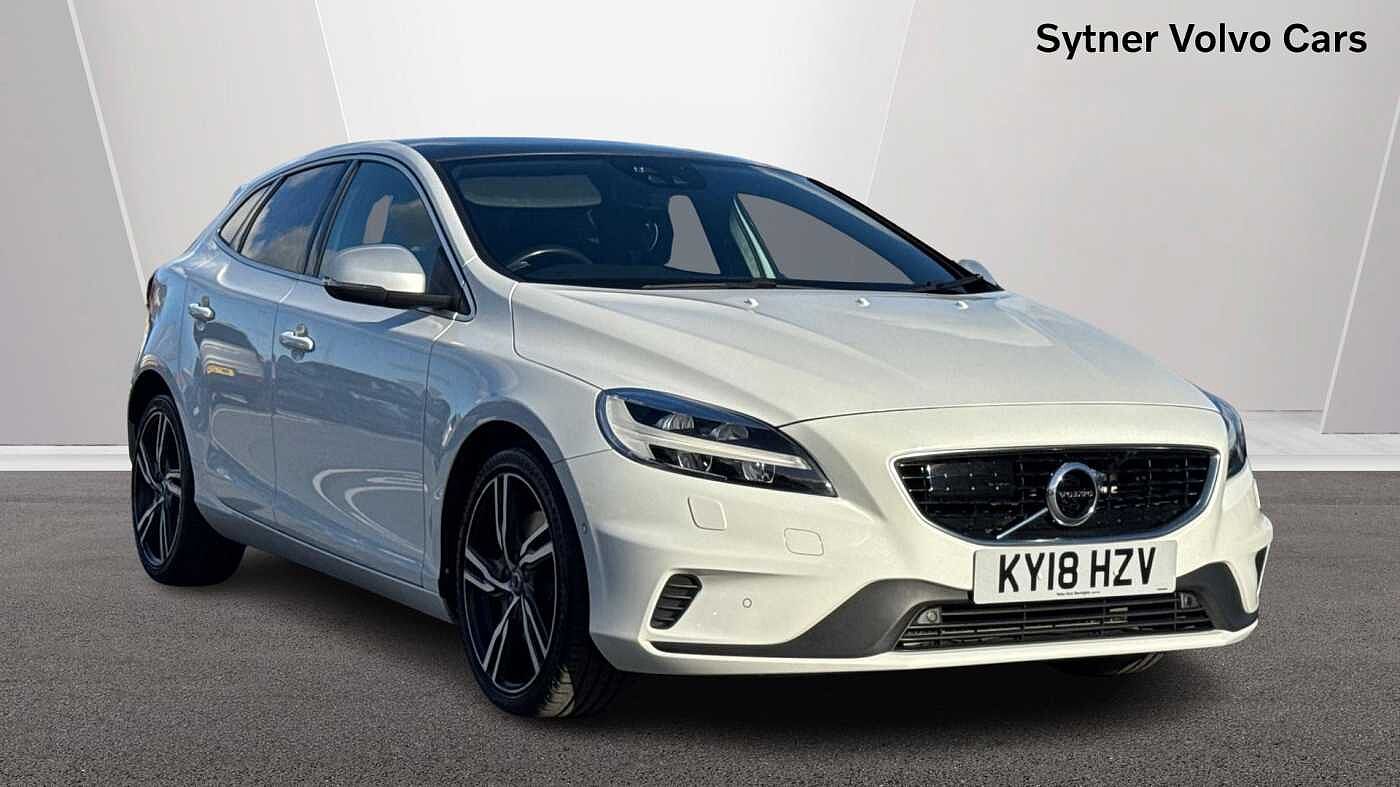 Used Volvo V40 2018 for sale - 76673639: Photo 1
