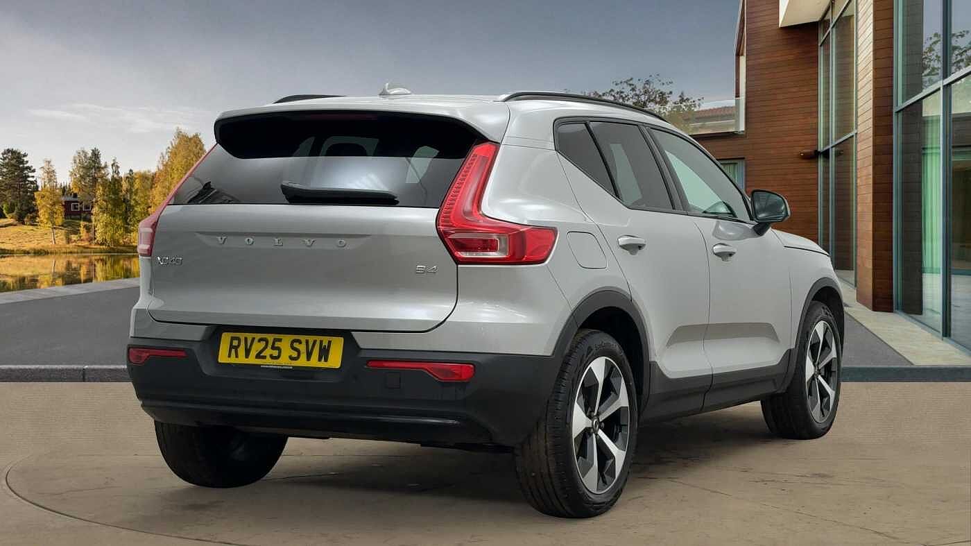 Used Volvo XC40 2025 for sale - 76830588: Photo 3