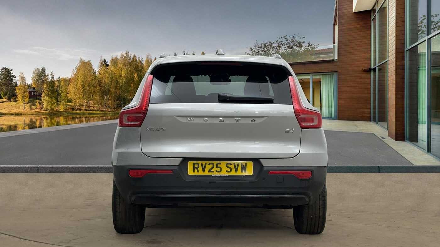 Used Volvo XC40 2025 for sale - 76830588: Photo 4