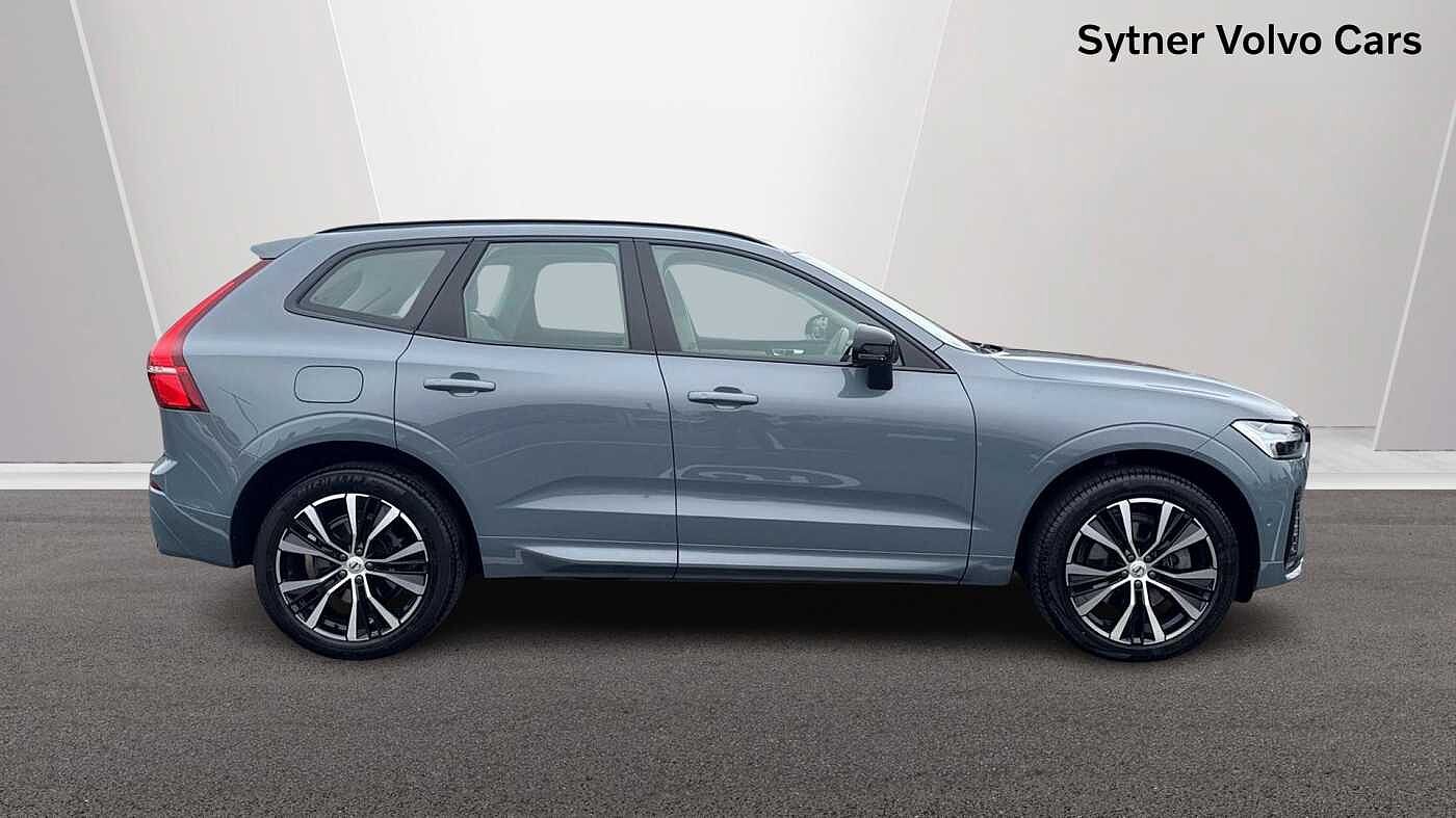 Used Volvo XC60 2023 for sale - 76676942: Photo 3