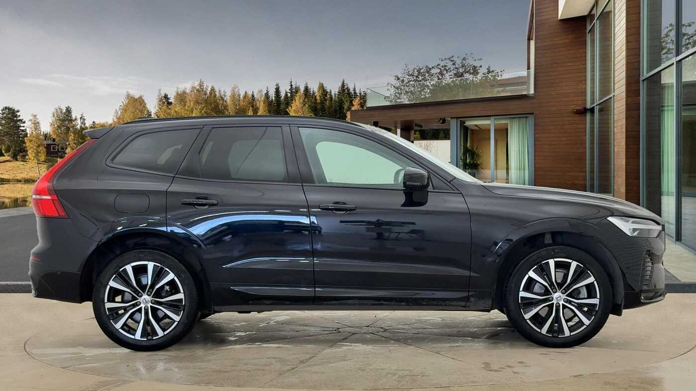 Used Volvo XC60 2024 for sale - 76677896: Photo 2