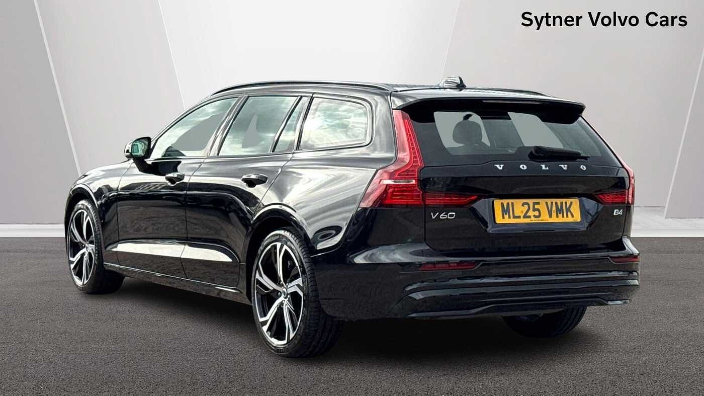 Used Volvo V60 2025 for sale - 76680732: Photo 2