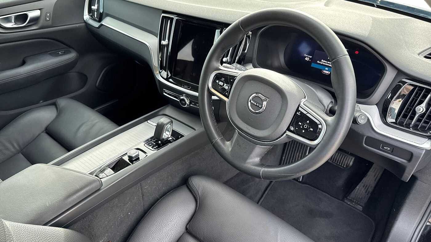 Used Volvo V60 2025 for sale - 76680732: Photo 5