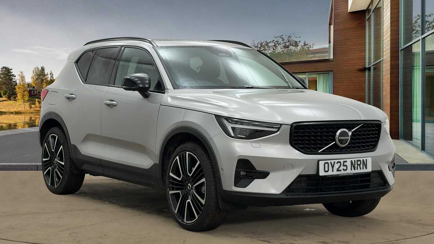 Used Volvo XC40 2025 for sale - 76718717: Photo 1