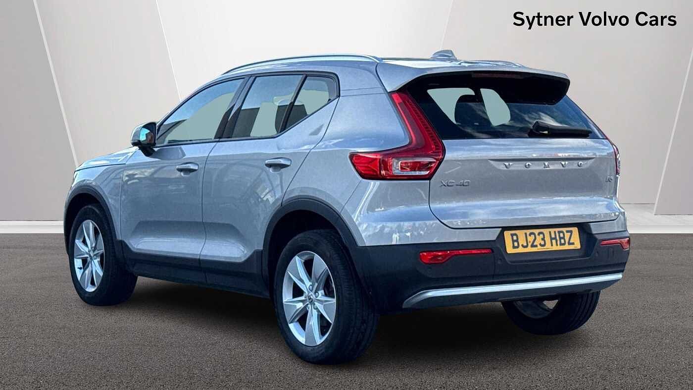 Used Volvo XC40 2023 for sale - 76675747: Photo 2
