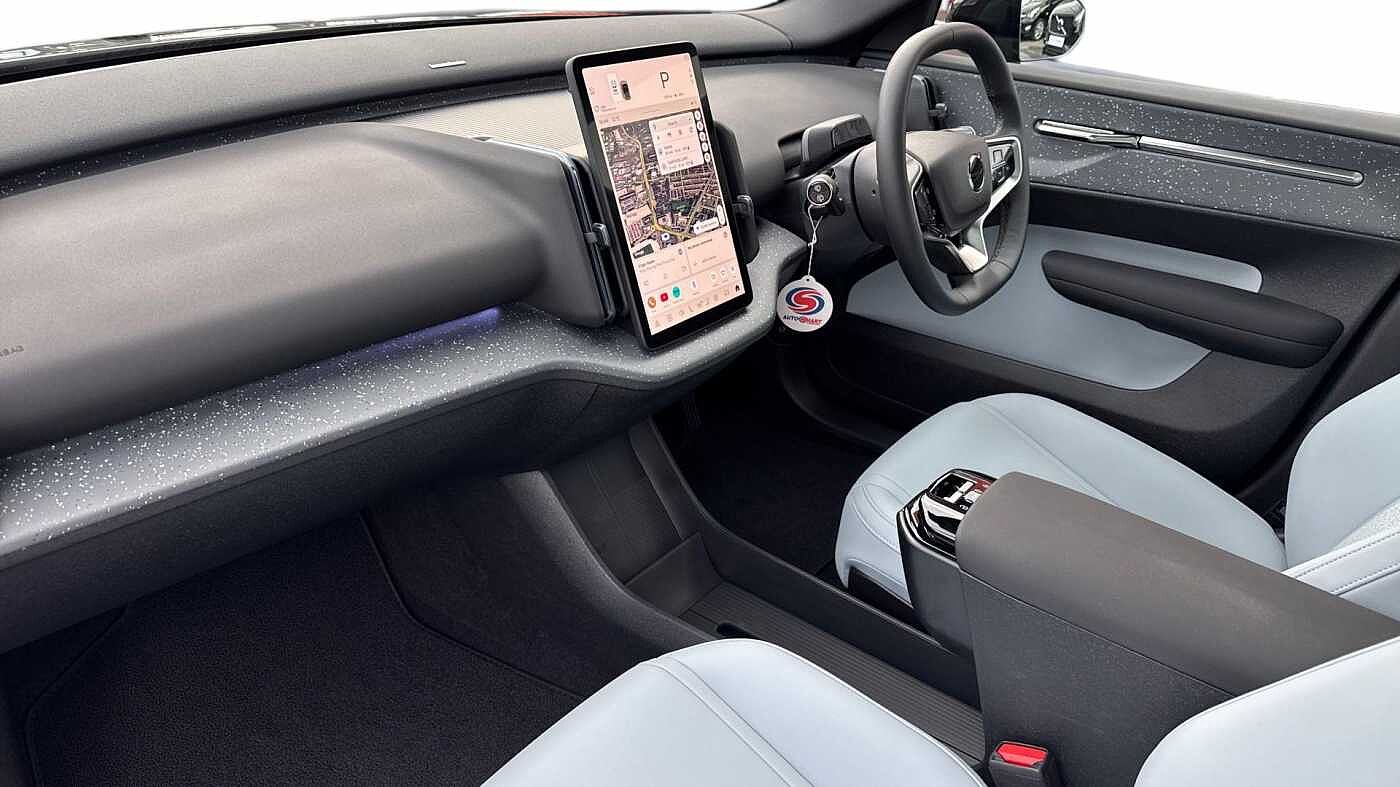 Used Volvo EX30 2025 for sale - 76679429: Photo 4