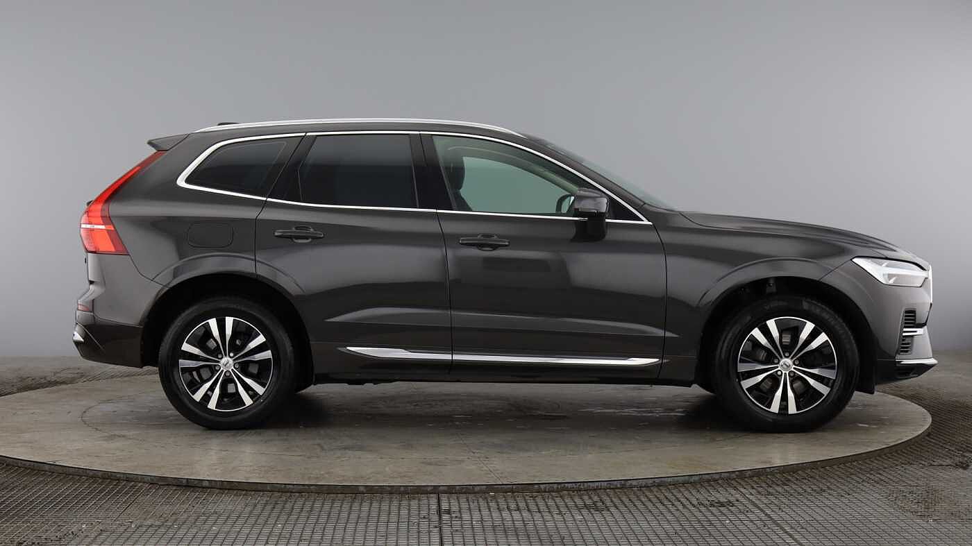 Used Volvo XC60 2021 for sale - 76674471: Photo 2