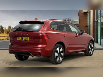 Used Volvo XC60 2025 for sale - 76681500: Photo