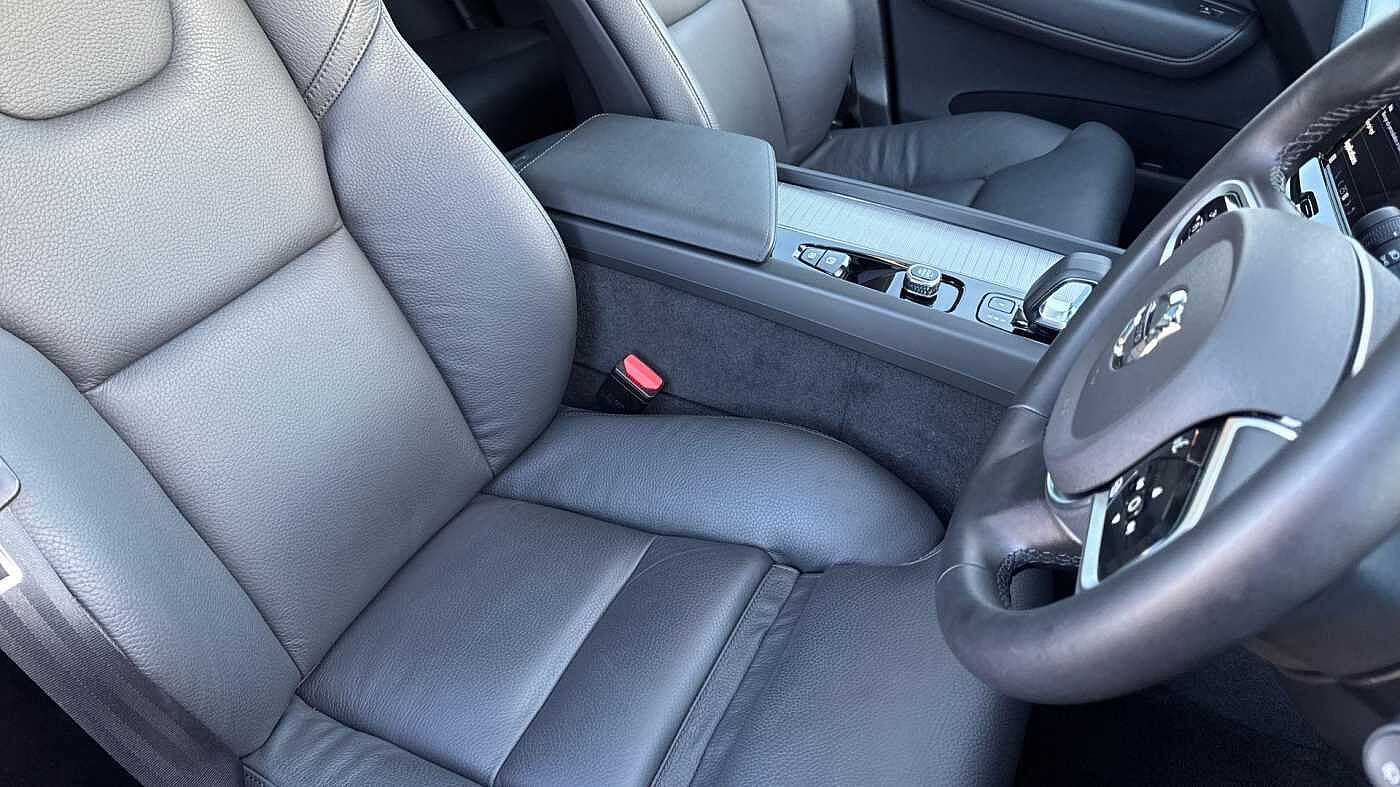 Used Volvo XC60 2025 for sale - 76681500: Photo 9
