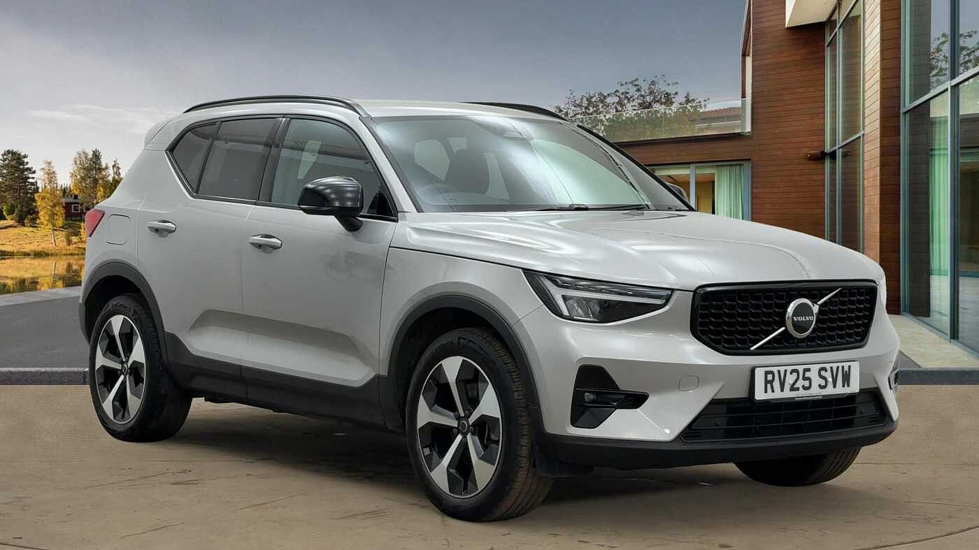 Used Volvo XC40 2025 for sale - 76718693: Photo 1