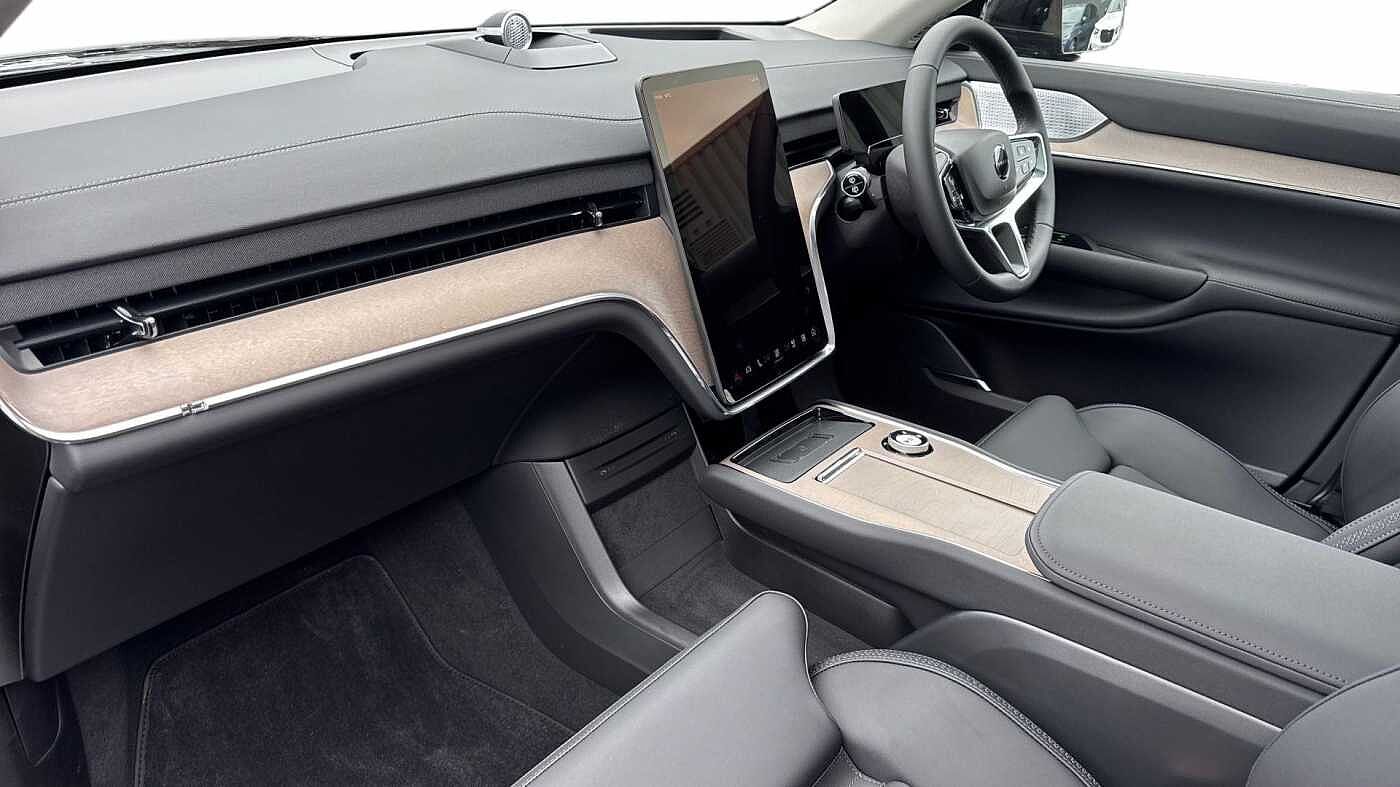 Used Volvo EX90 2025 for sale - 77900809: Photo 4