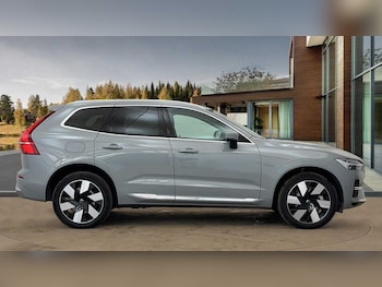 Used Volvo XC60 2025 for sale - 76680710: Photo