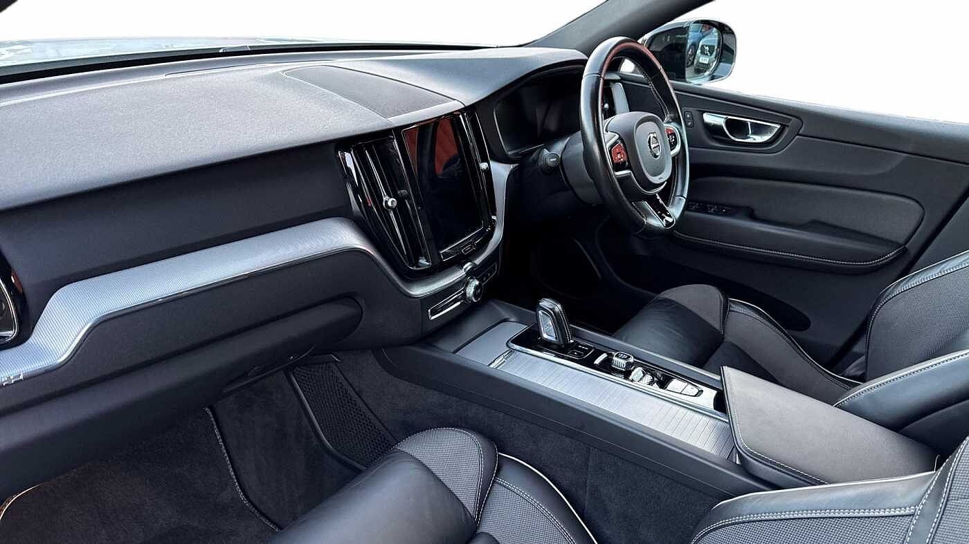 Used Volvo XC60 2020 for sale - 76943515: Photo 4