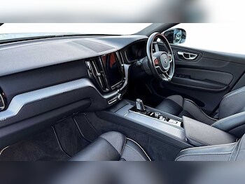 Used Volvo XC60 2020 for sale - 76943515: Photo