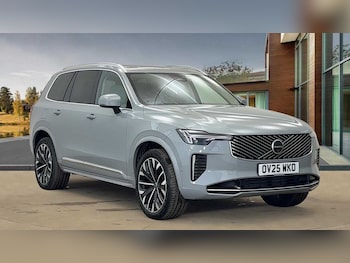 2025 (25) - 2.0 T8 PHEV Ultra Dark 5dr AWD Geartronic