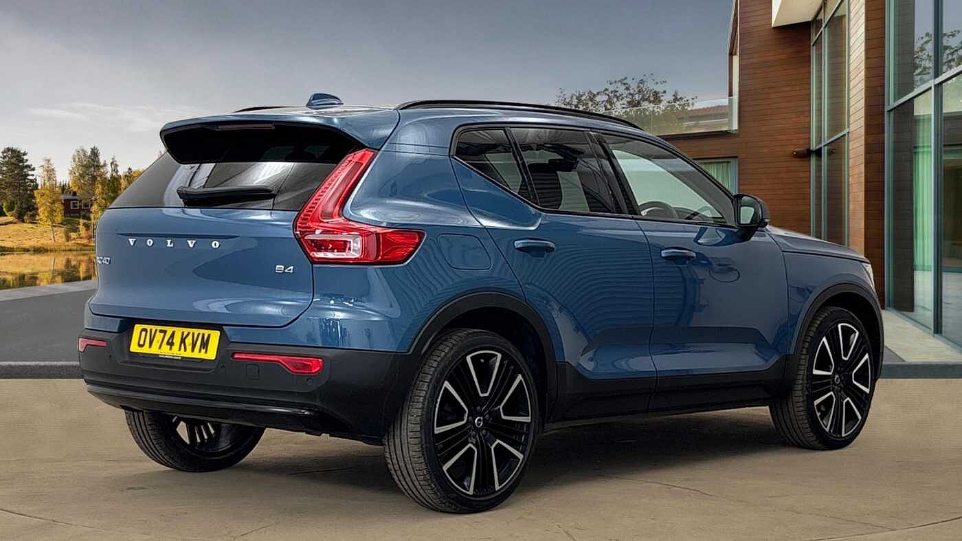 Used Volvo XC40 2024 for sale - 76877837: Photo 3