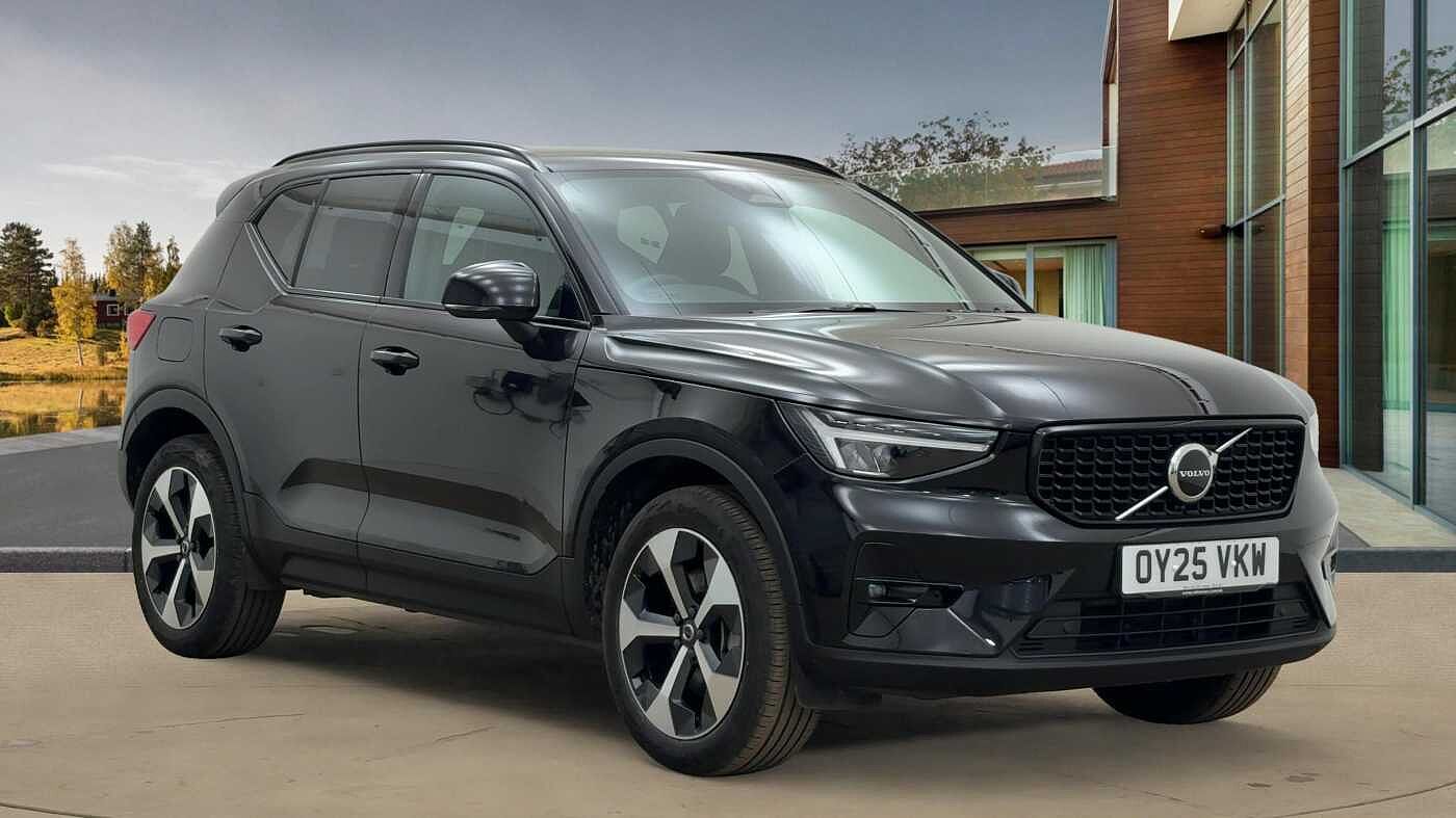 Used Volvo XC40 2025 for sale - 76718692: Photo 1