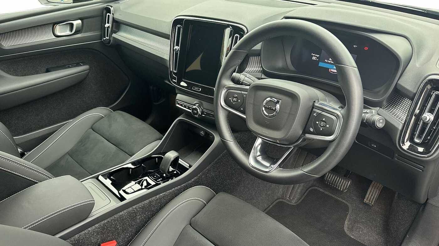 Used Volvo XC40 2025 for sale - 76680317: Photo 5