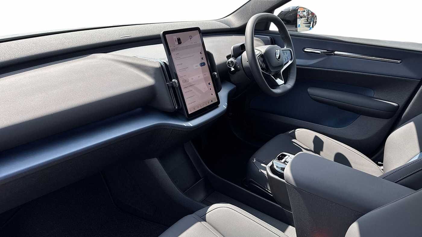 Used Volvo EX30 2025 for sale - 76692407: Photo 4