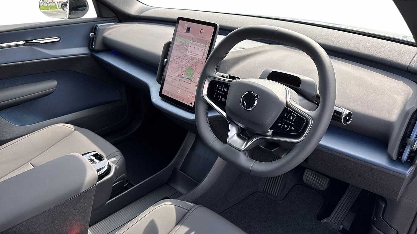 Used Volvo EX30 2025 for sale - 76692407: Photo 5