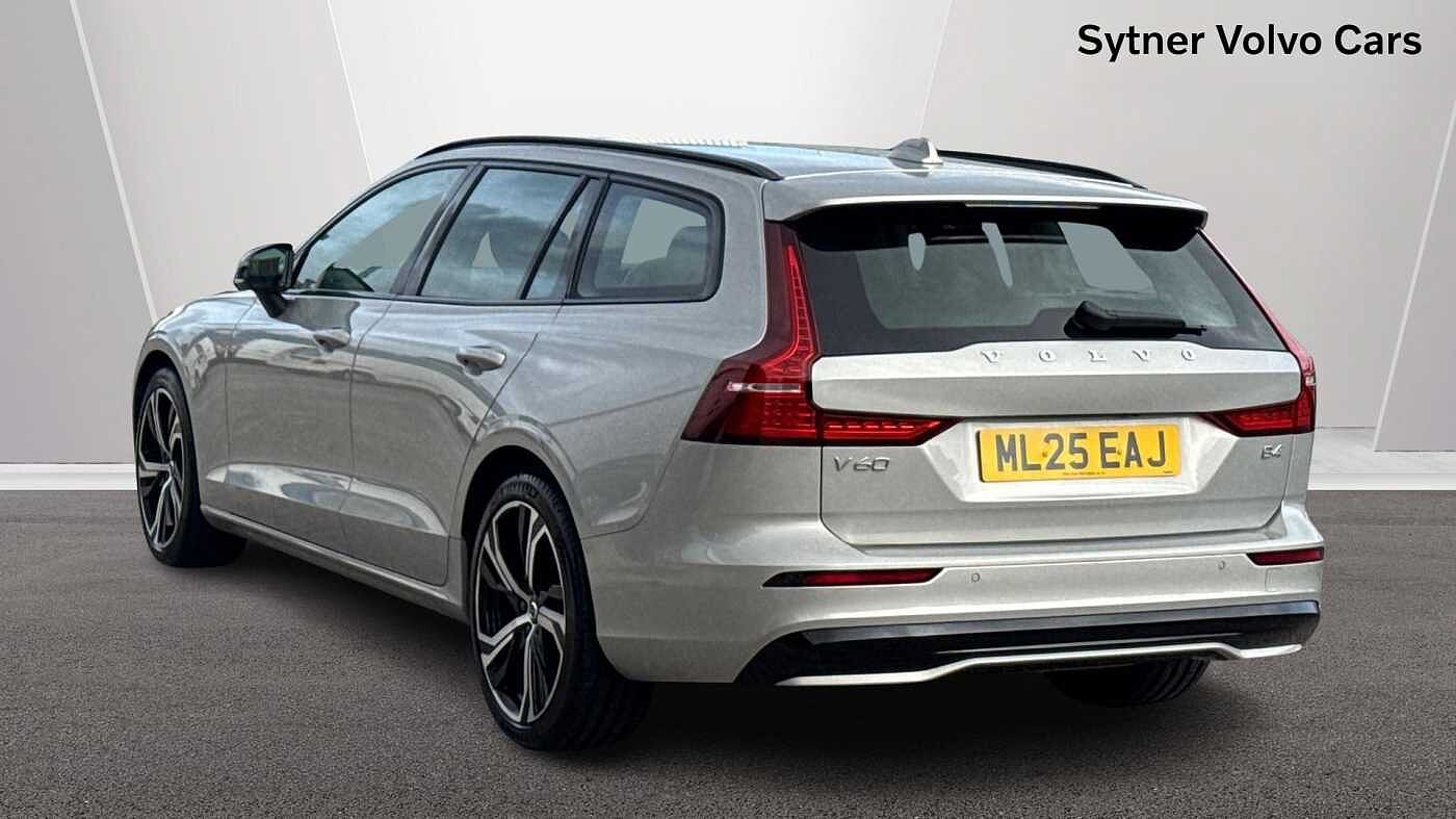 Used Volvo V60 2025 for sale - 76680655: Photo 2