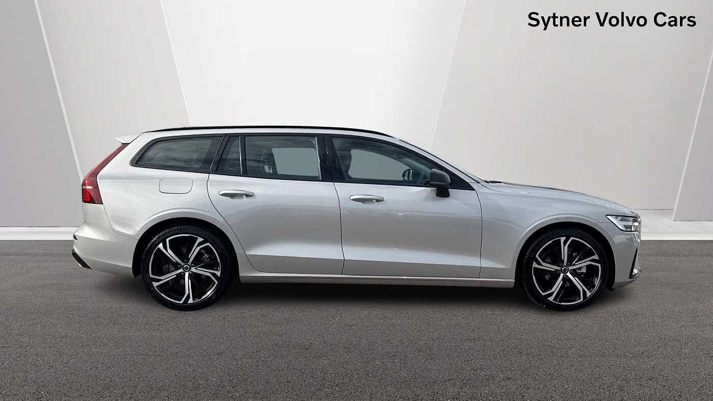 Used Volvo V60 2025 for sale - 76680655: Photo 3
