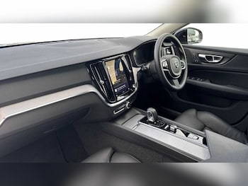 Used Volvo V60 2025 for sale - 76680655: Photo