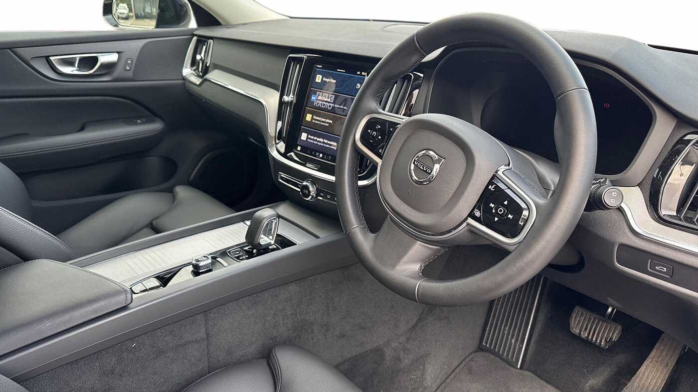 Used Volvo V60 2025 for sale - 76680655: Photo 5