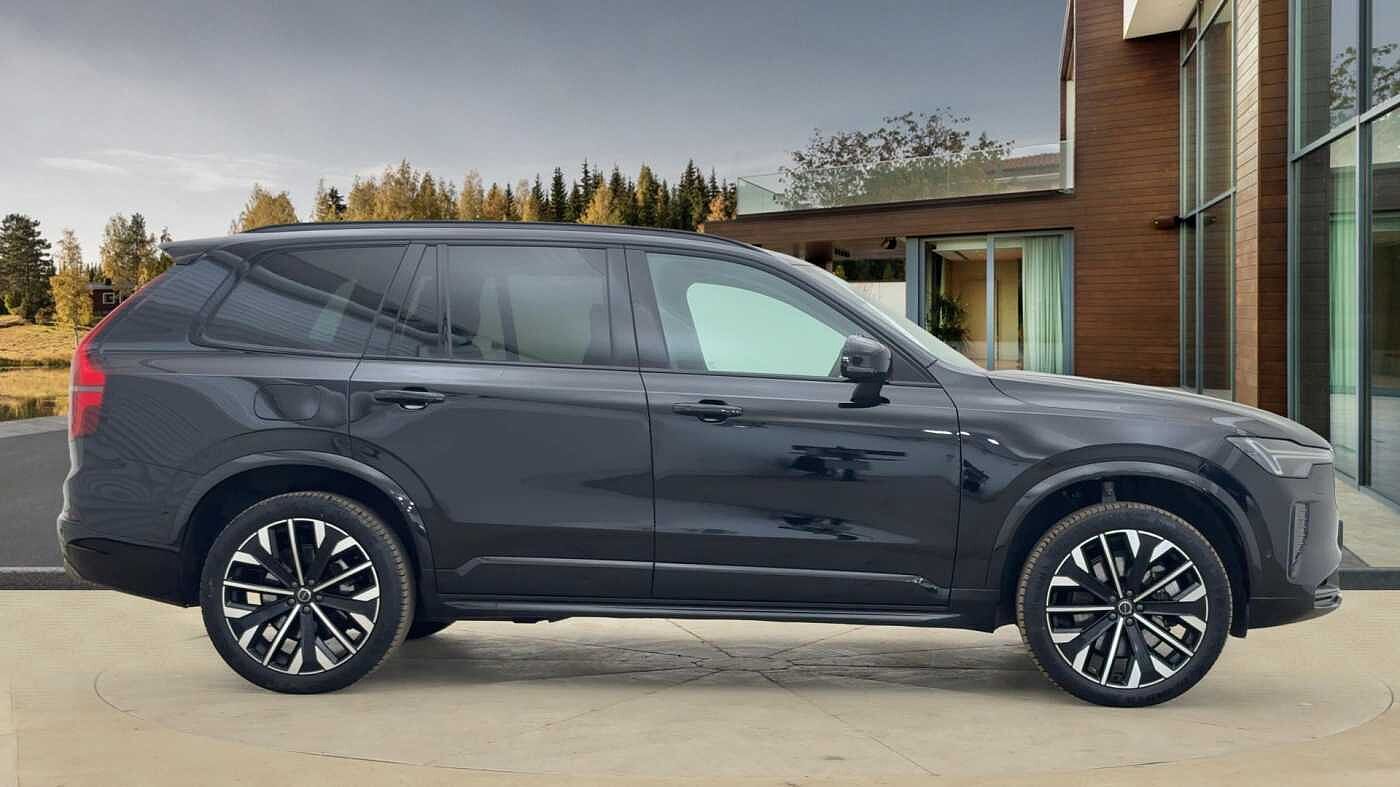 Used Volvo XC90 2025 for sale - 76681468: Photo 2