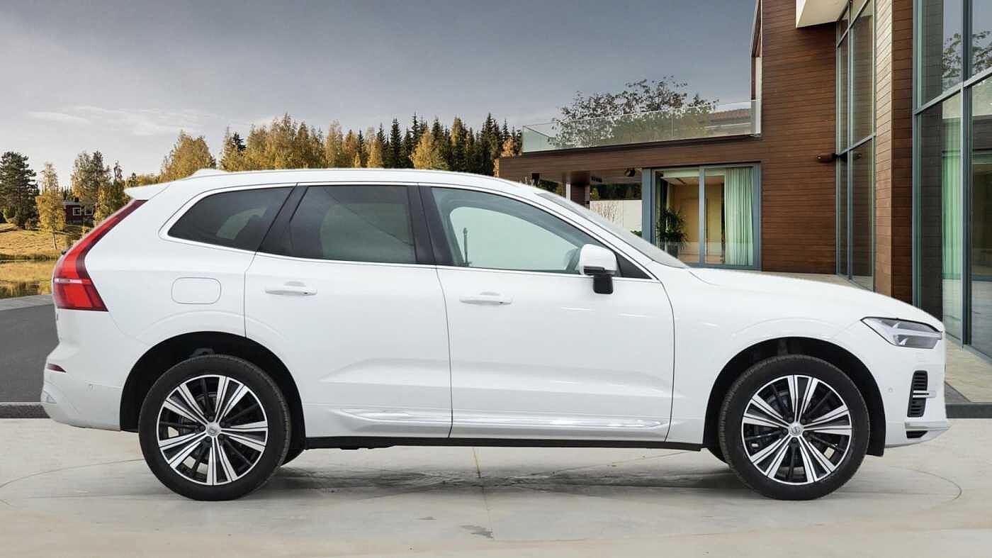 Used Volvo XC60 2022 for sale - 76674707: Photo 2