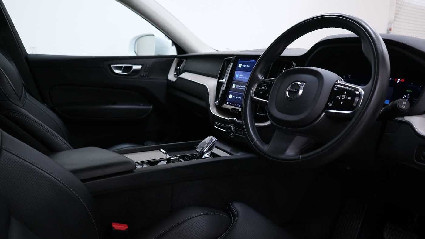 Used Volvo XC60 2022 for sale - 76674707: Photo 9