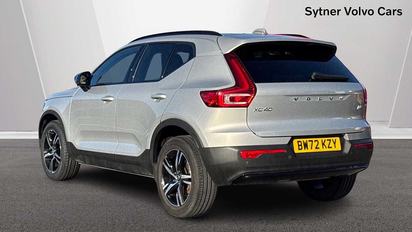 Used Volvo XC40 2023 for sale - 76676431: Photo 2