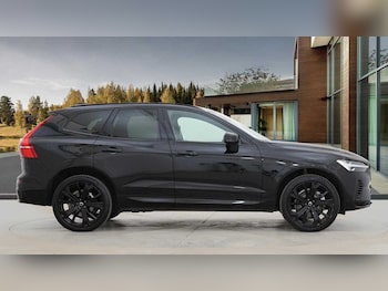 Used Volvo XC60 2024 for sale - 76692469: Photo