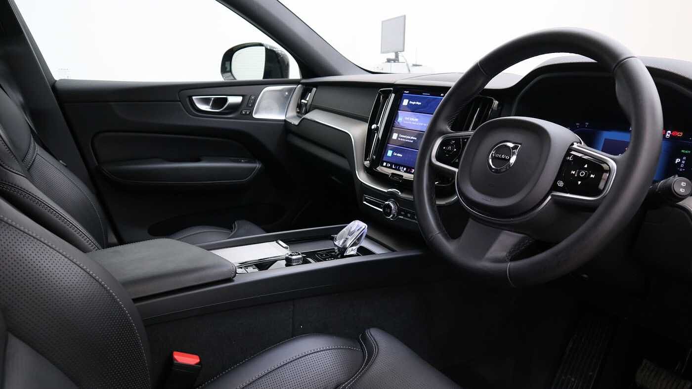 Used Volvo XC60 2024 for sale - 76692469: Photo 9