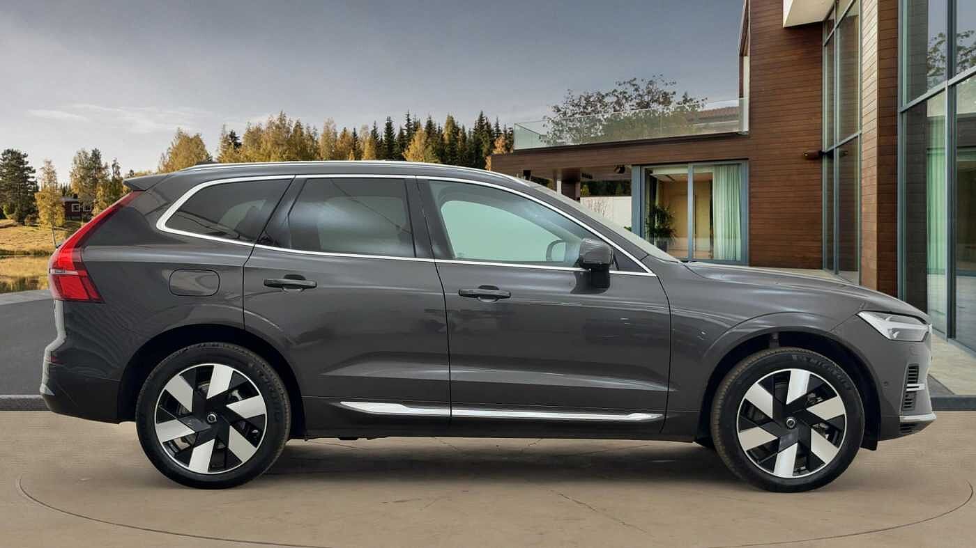 Used Volvo XC60 2024 for sale - 76677343: Photo 2