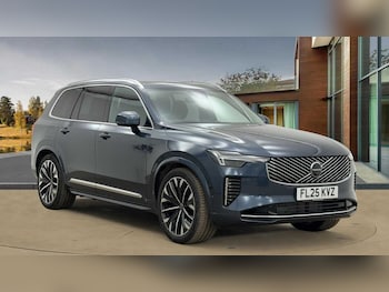 2025 (25) - 2.0 T8 PHEV Ultra Dark 5dr AWD Geartronic