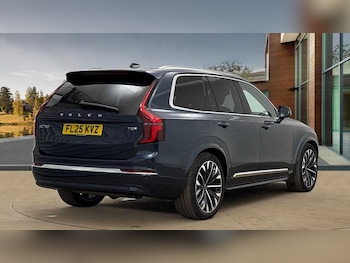 Used Volvo XC90 2025 for sale - 76680540: Photo
