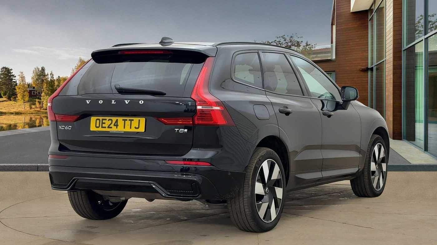 Used Volvo XC60 2024 for sale - 76692470: Photo 3