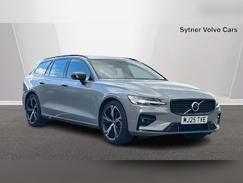 2025 (25) - 2.0 B4P Plus Dark 5dr Auto [7 speed]