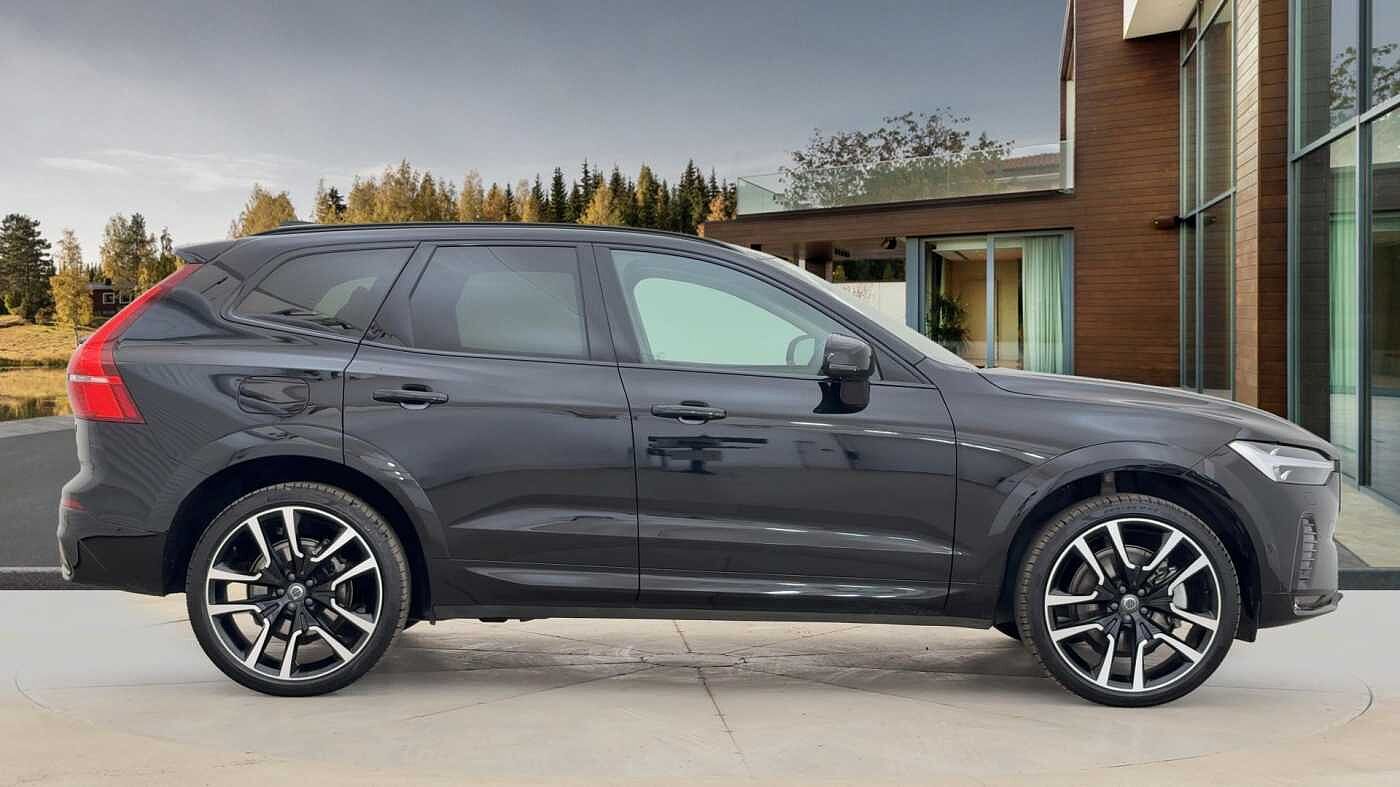 Used Volvo XC60 2024 for sale - 76966389: Photo 2