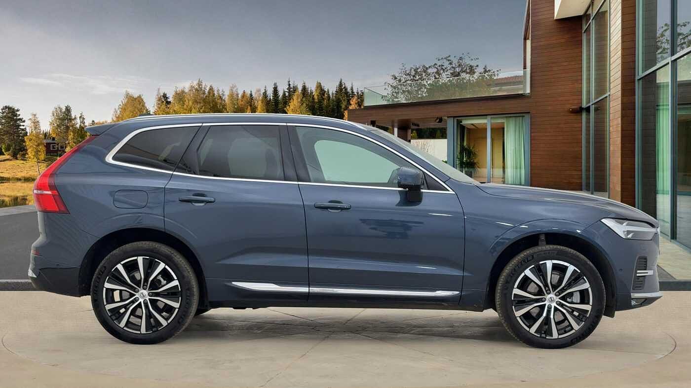 Used Volvo XC60 2025 for sale - 76680152: Photo 2