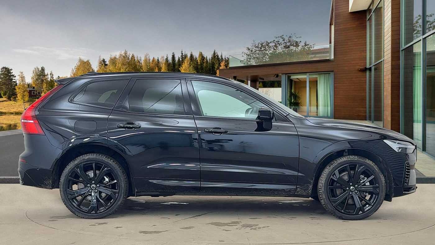 Used Volvo XC60 2025 for sale - 76681457: Photo 2