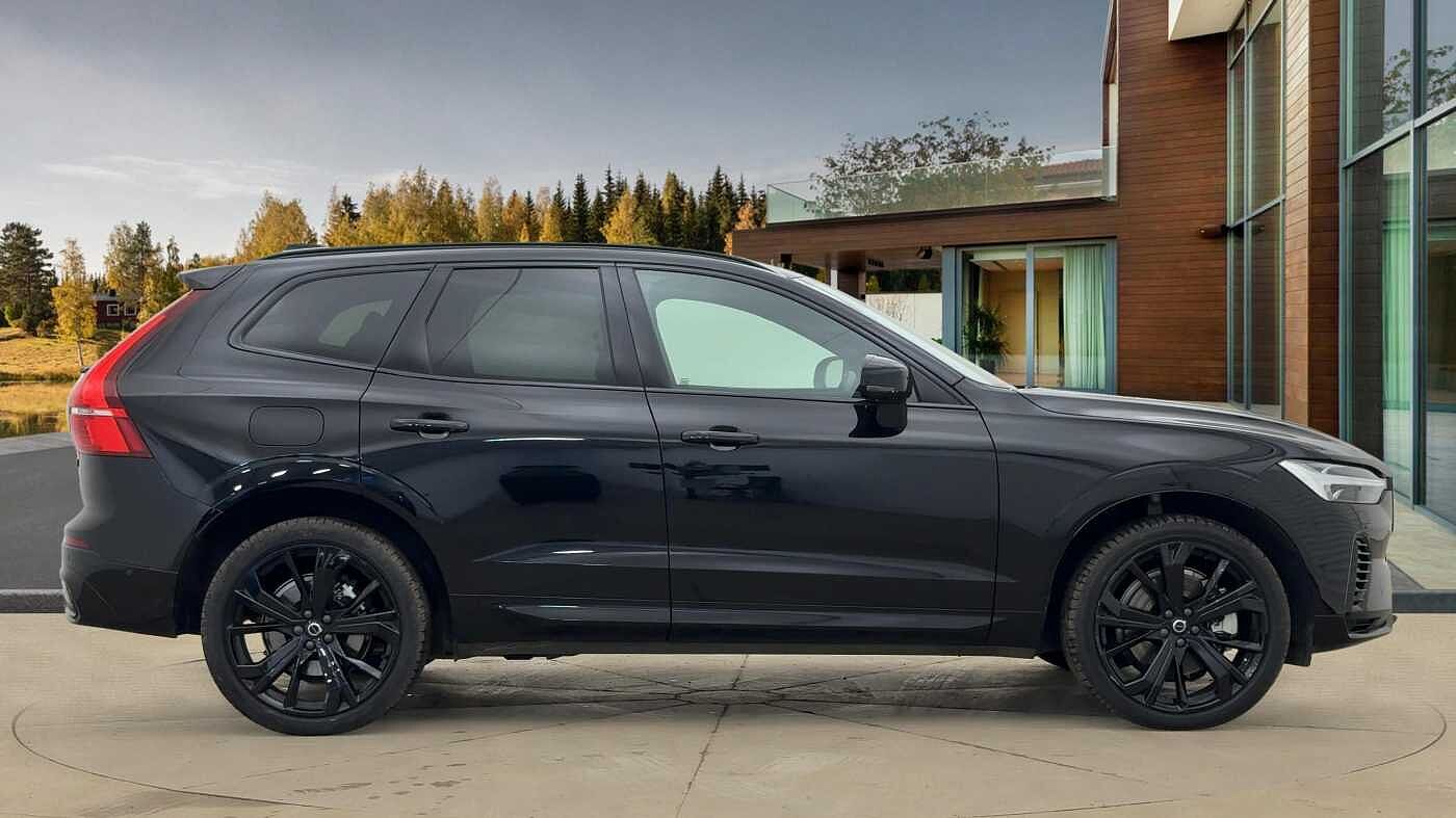 Used Volvo XC60 2024 for sale - 76676575: Photo 2