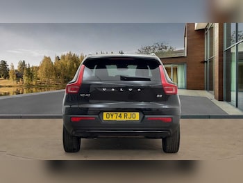 Used Volvo XC40 2024 for sale - 76677381: Photo